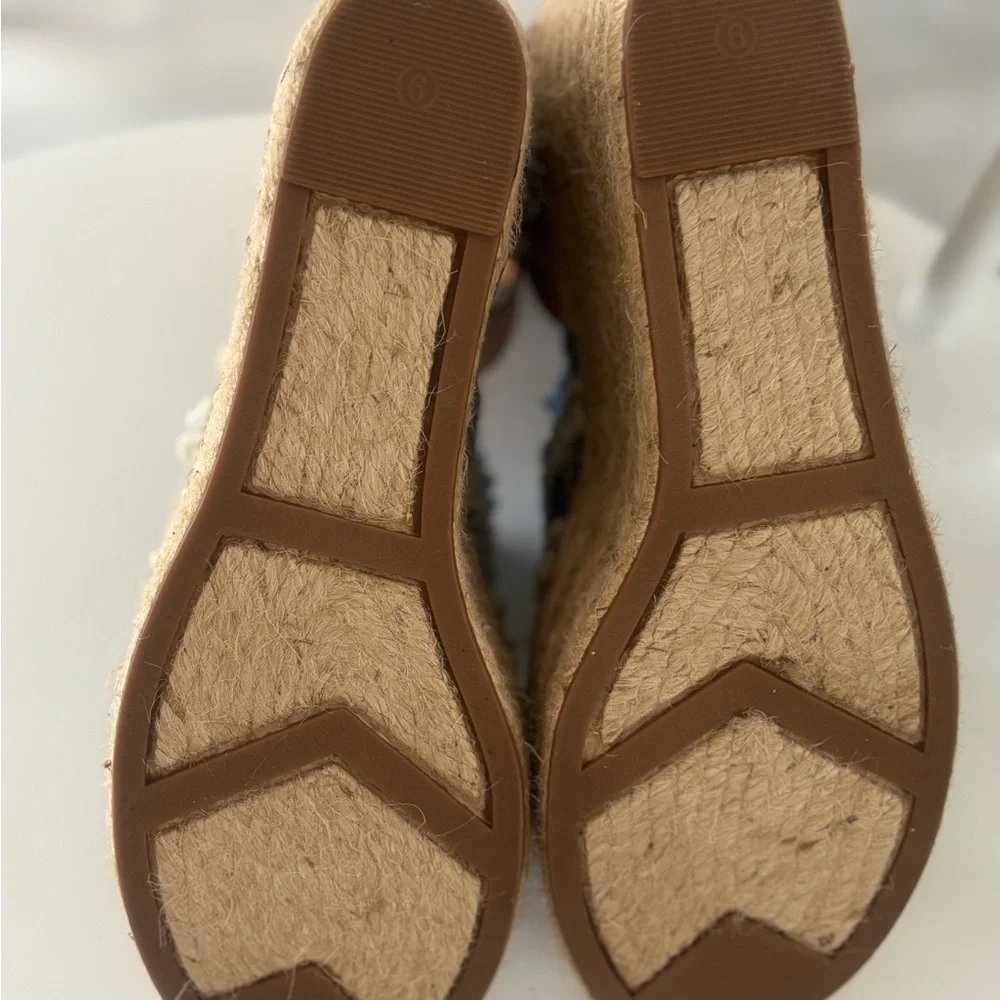 Marc Fisher stylish espadrille